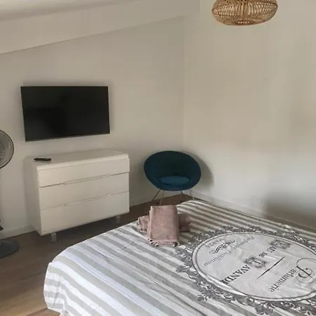 Holiday home Et Le Petit Verdot Viviers